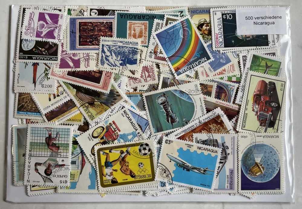 Balíček známek , Nicaragua - 500 ks